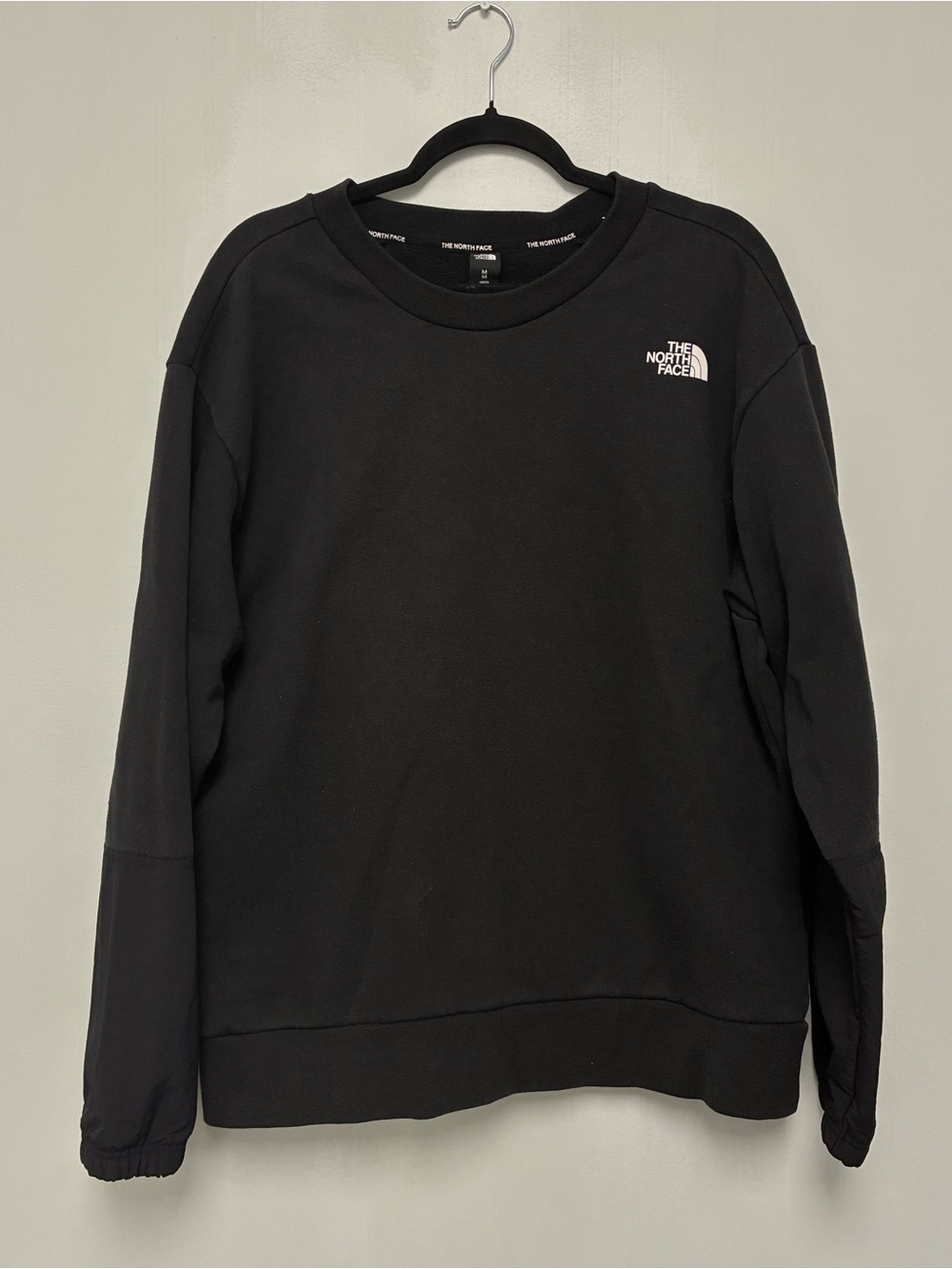 The North Face Pullover Sweatshirt size Medium